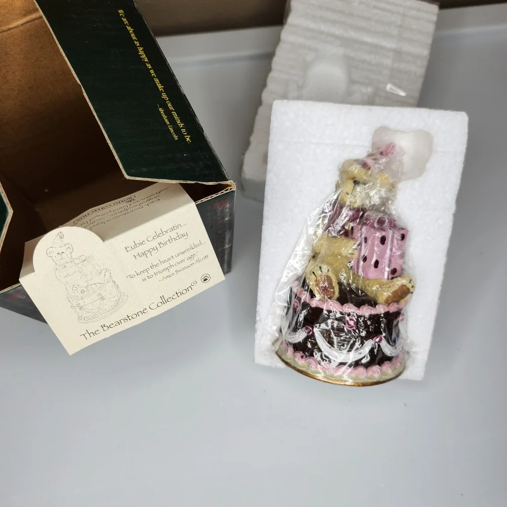 Boyds Bearstone Eubie Celebration Happy Birthday Cake Figurine NEW Original Box